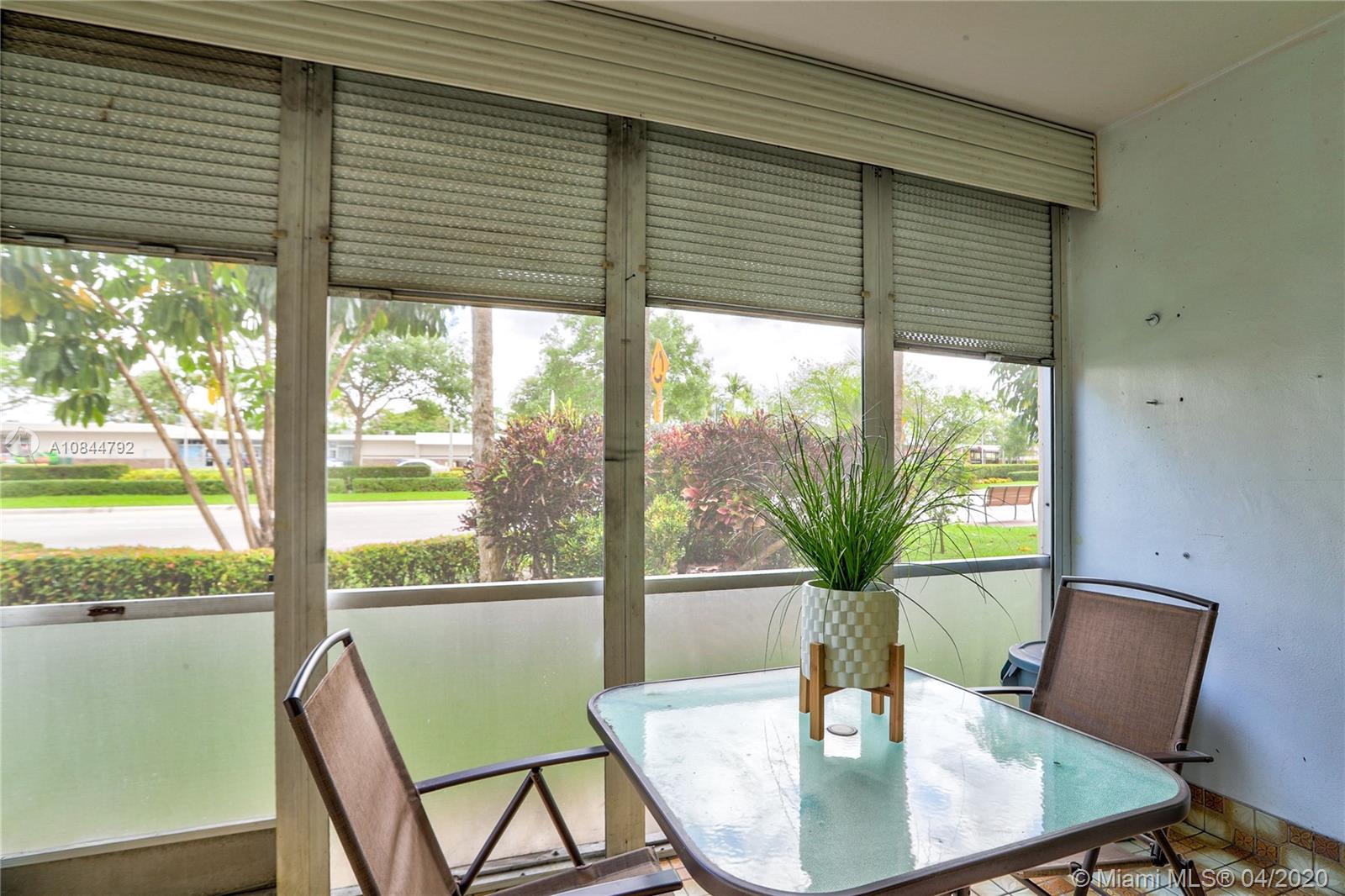Margate, FL 33063,5800 Margate Blvd #811-8