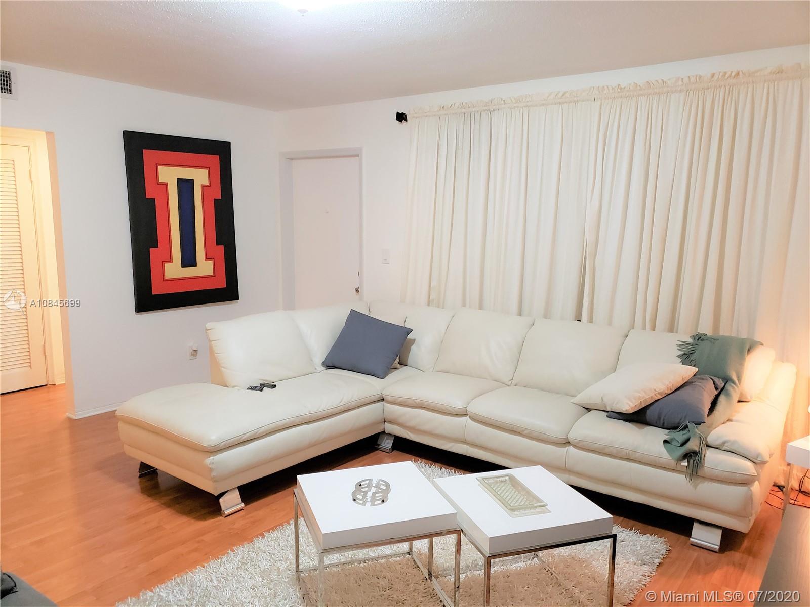 Hollywood, FL 33021,5112 Hollywood Blvd #22