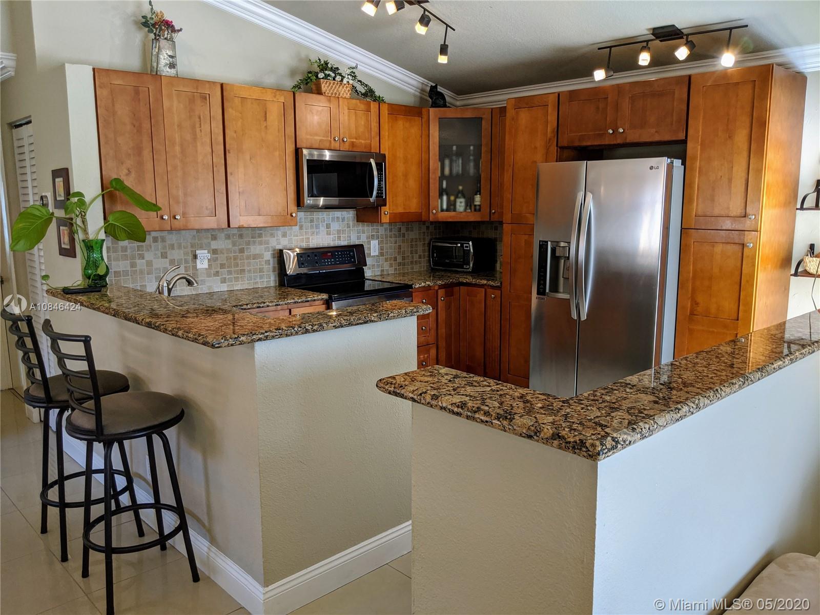 672 NW 173RD TE, Pembroke Pines, FL 33029