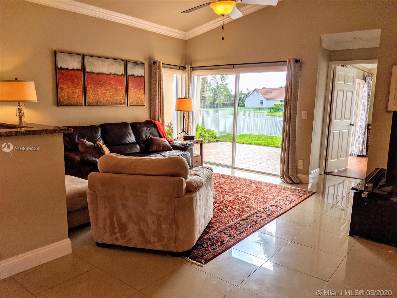 Pembroke Pines, FL 33029,672 NW 173RD TE