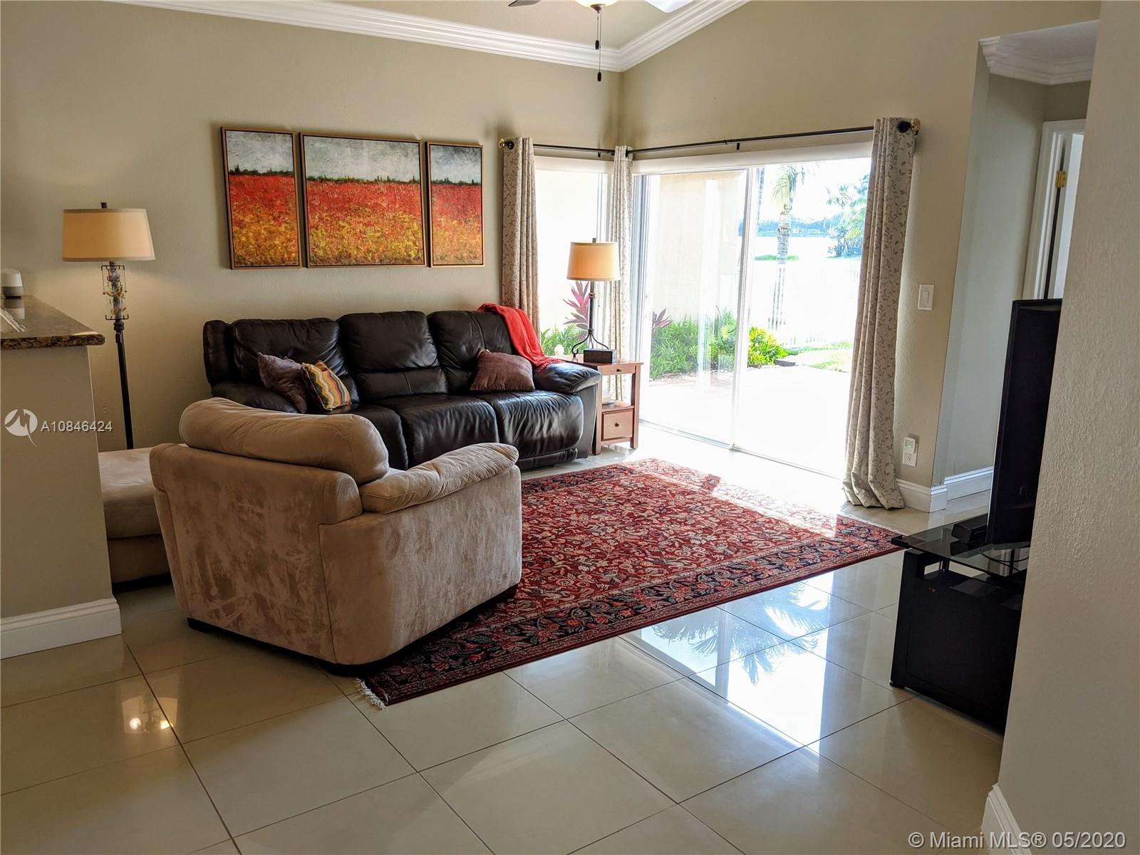 Pembroke Pines, FL 33029,672 NW 173RD TE