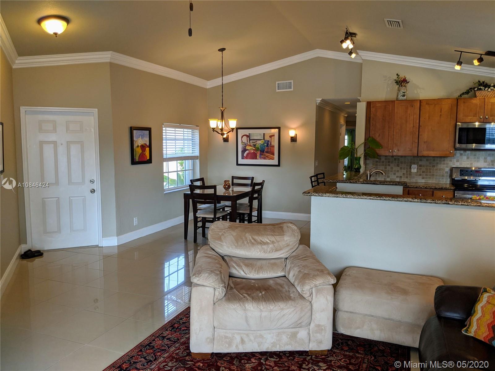 Pembroke Pines, FL 33029,672 NW 173RD TE