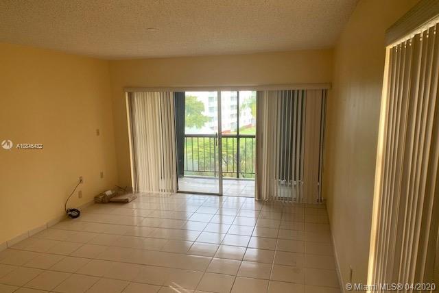 Miami, FL 33172,8775 Park Blvd #411