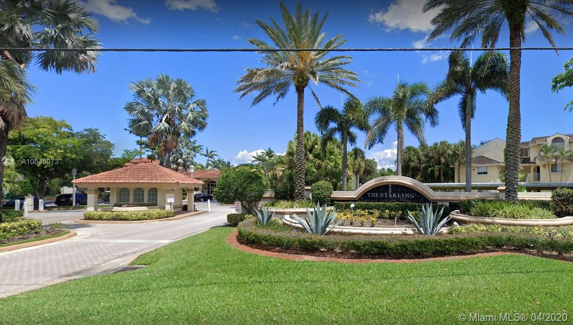 West Palm Beach, FL 33409,19105 Glenmoor Dr #19105