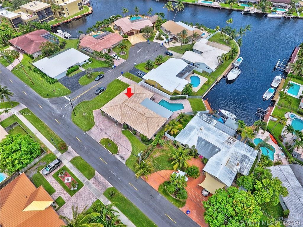 Pompano Beach, FL 33060,990 SE 5th Ct