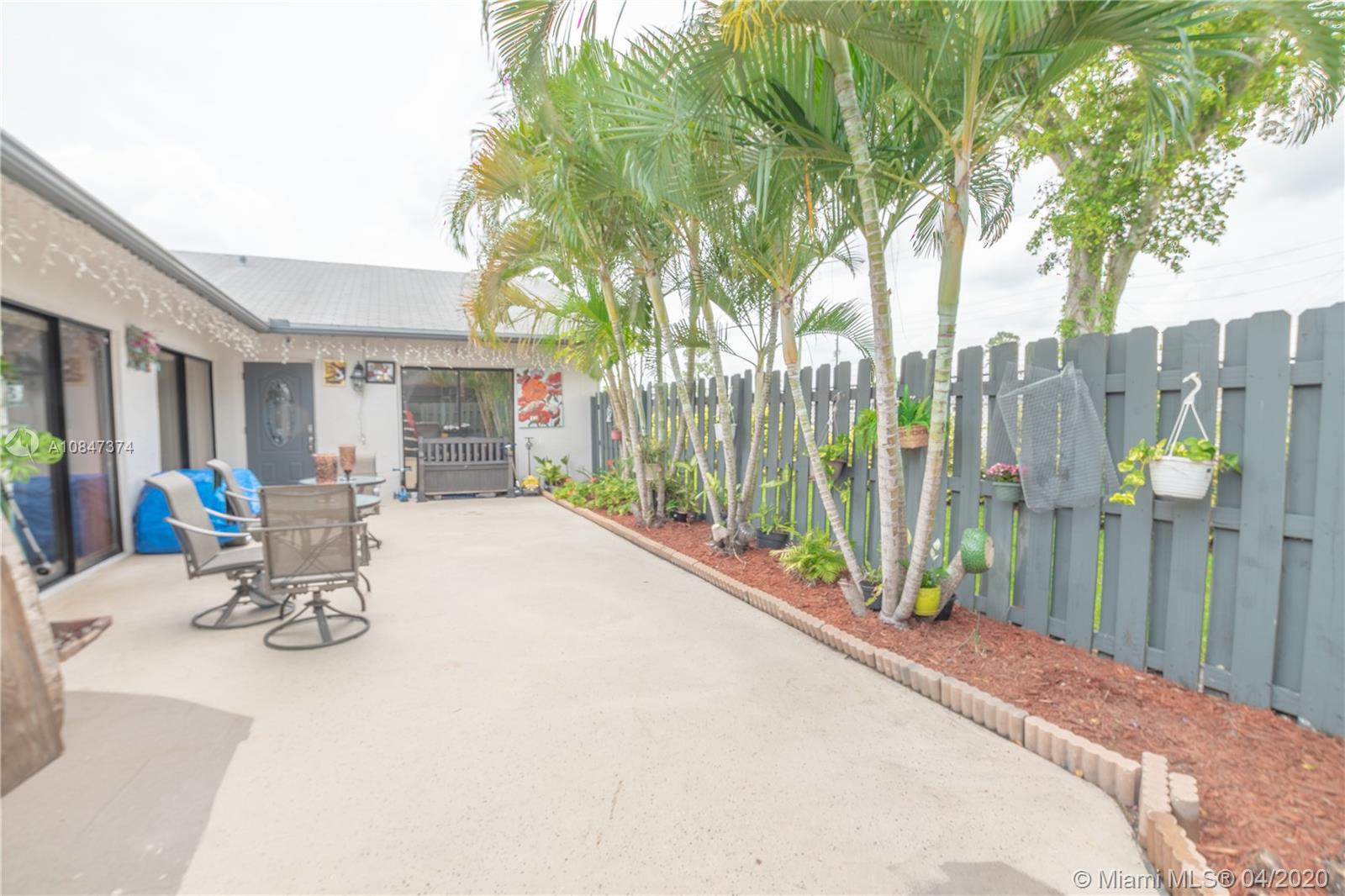 West Palm Beach, FL 33415,1074 Summit Trail Cir #C