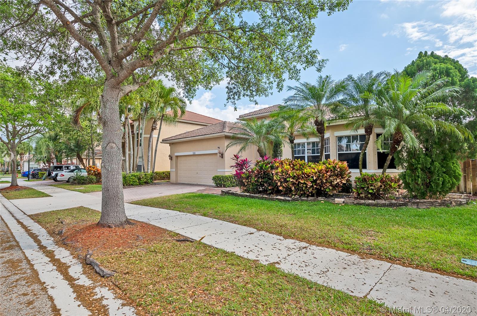 Weston, FL 33331,4306 Diamond Ter