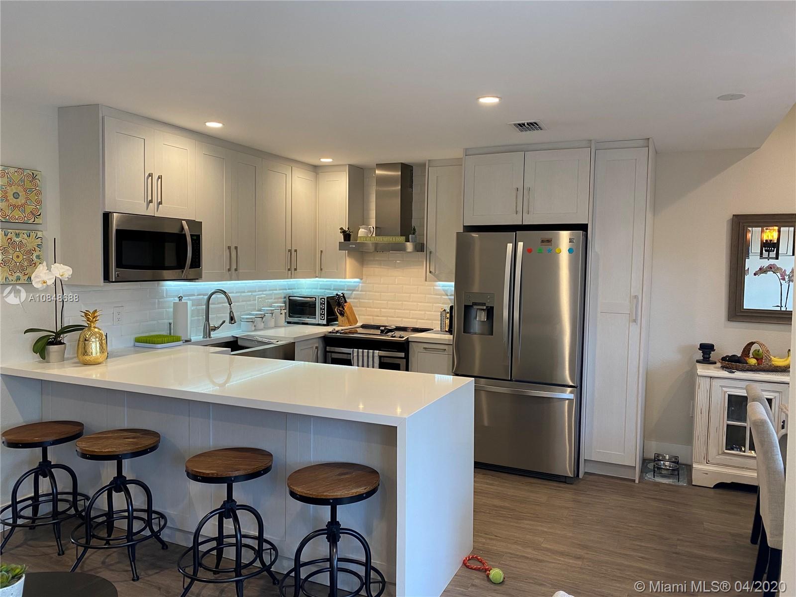 3538 SW 17th St #1B, Miami, FL 33145