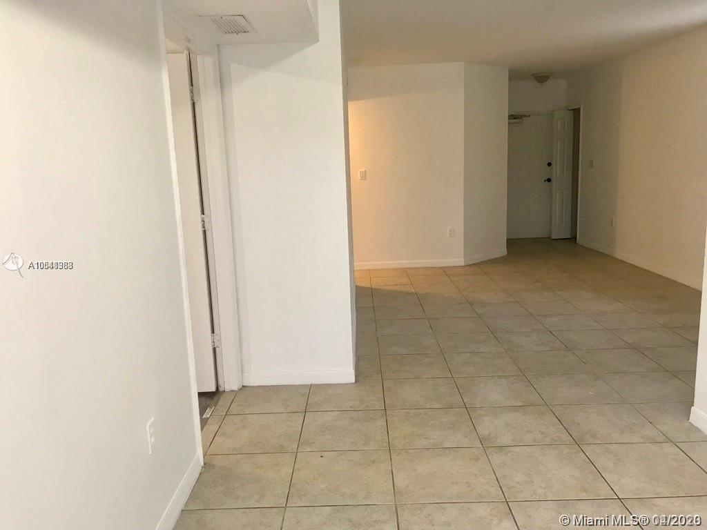 Homestead, FL 33033,985 NE 34th Ave #101