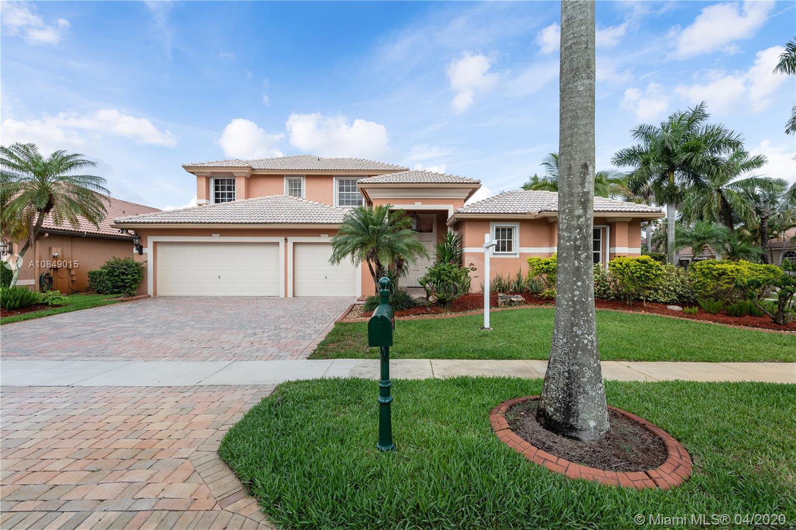 Miramar, FL 33029,18526 SW 41st St