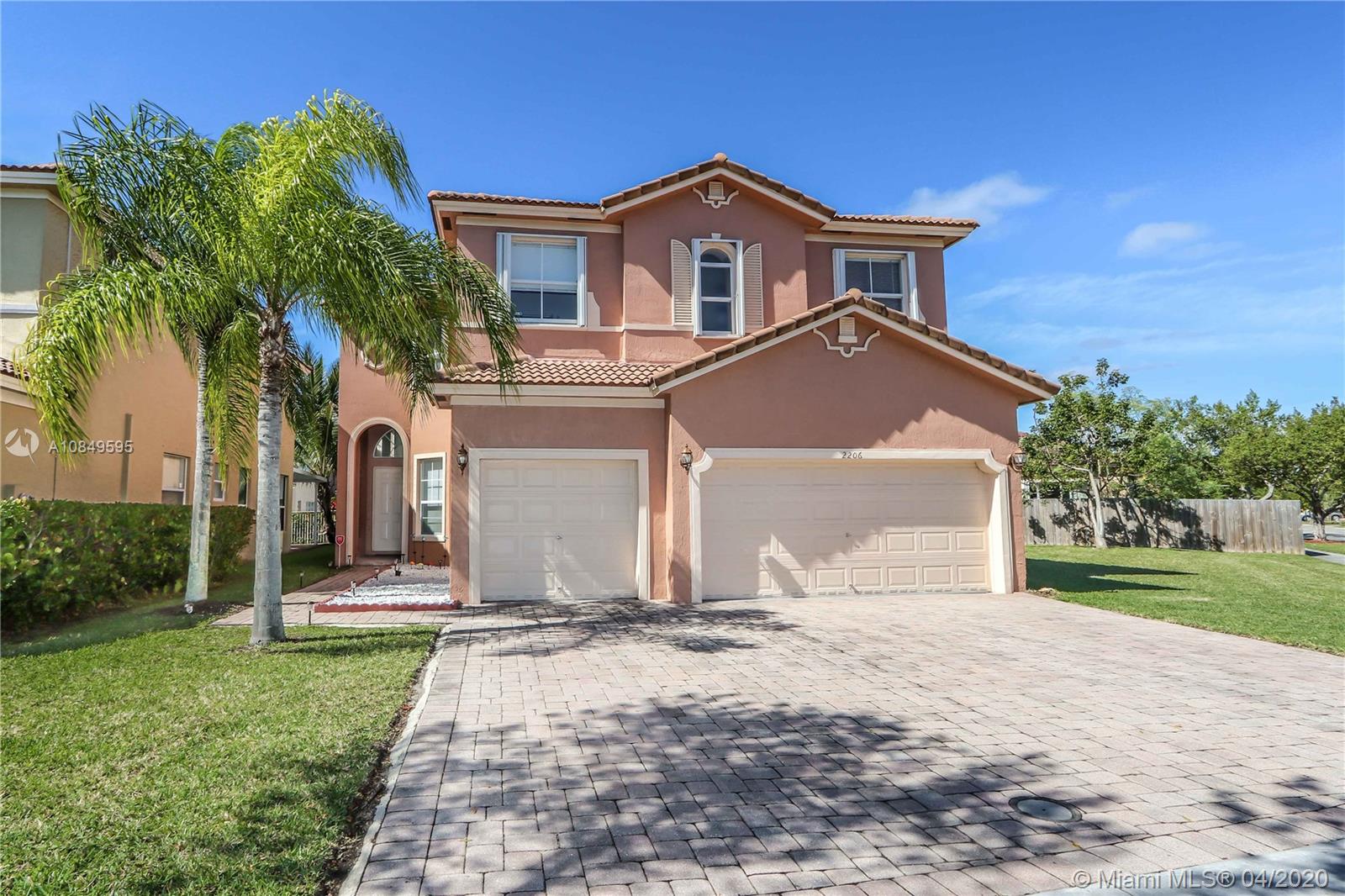 THS BEAUTIFUL HOME IS READY FOR ITS NEW OWNER! LOCATED IN THE EXCLUSIVE GATED COMMUNITY OF PORTOFINO ESTATES. YOUR SPACIOUS NEW 5 BR HOME W LOFT & 3 CAR GARAGE IS SITUATED ON CORNER LOT W/ PLENTY OF ROOM FOR A POOL. IT FEATURES BEAUTIFULLY RENOVATED FLOORS, GRANITE COUNTERS, NEW SS APPLIANCES, NEW BLINDS, VOLUME CEILINGS, FORMAL DINING ROOM , KITCHEN OPEN TO BREAKFAST NOOK & FAMILY ROOM, SEPARATE LIVING AREA, OVERSIZED MASTER SUITE, FULL BED & BATH ON FIRST FLOOR, ALARM SYSTEM & 3 CAR GARAGE. COMMUNITY OFFERS CLUBHOUSE W/ POOL & GYM, SECURITY & WALKING PATHS THROUGHOUT. SELLER INCLUDING A HOME WARRANTY. PRICE IS FIRM!