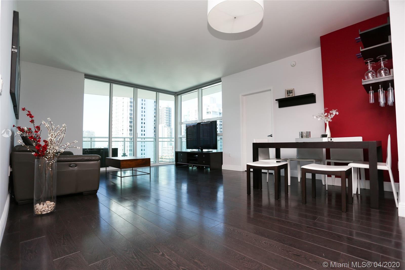 Miami, FL 33131,951 Brickell Ave #2711