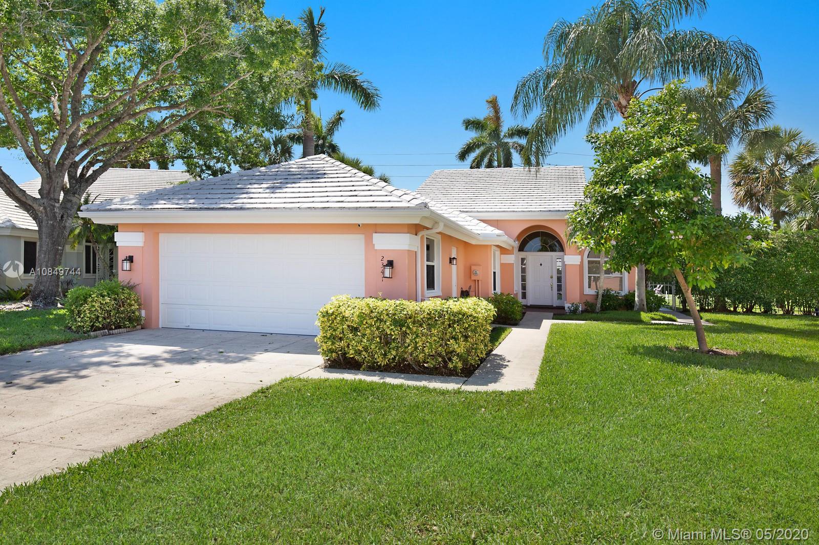 2341 Cypress Tree Cir,  West Palm Beach,  FL 33409