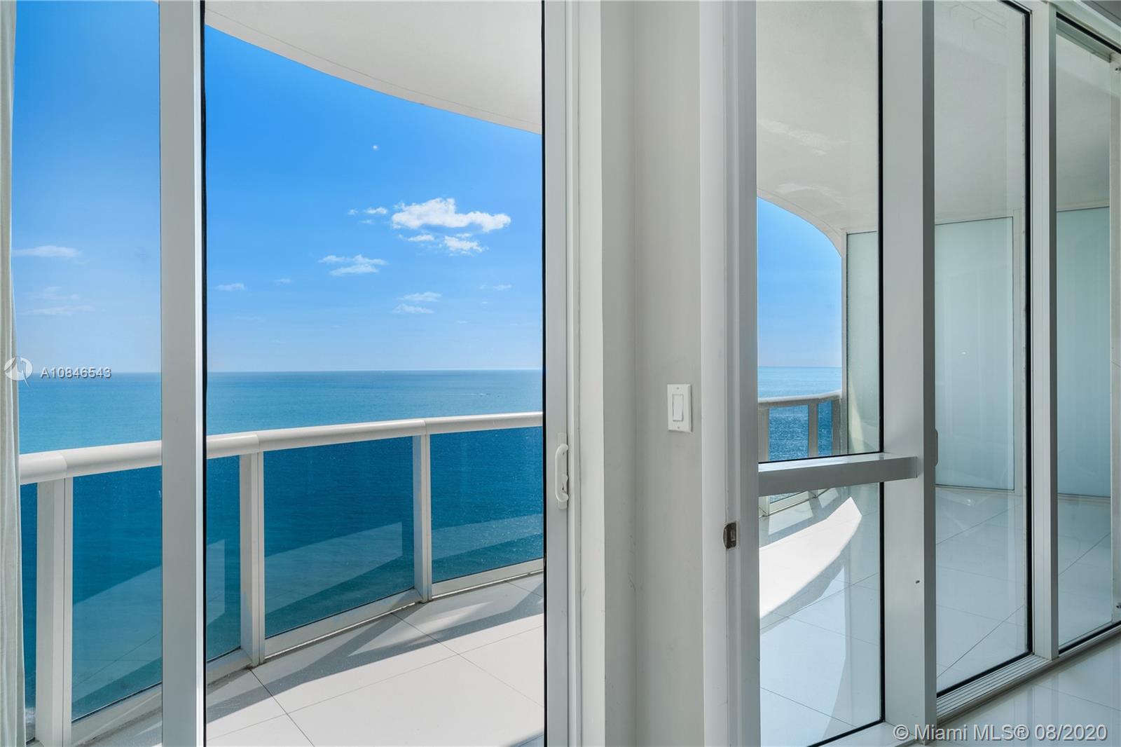 Sunny Isles Beach, FL 33160,15901 Collins Ave #2403