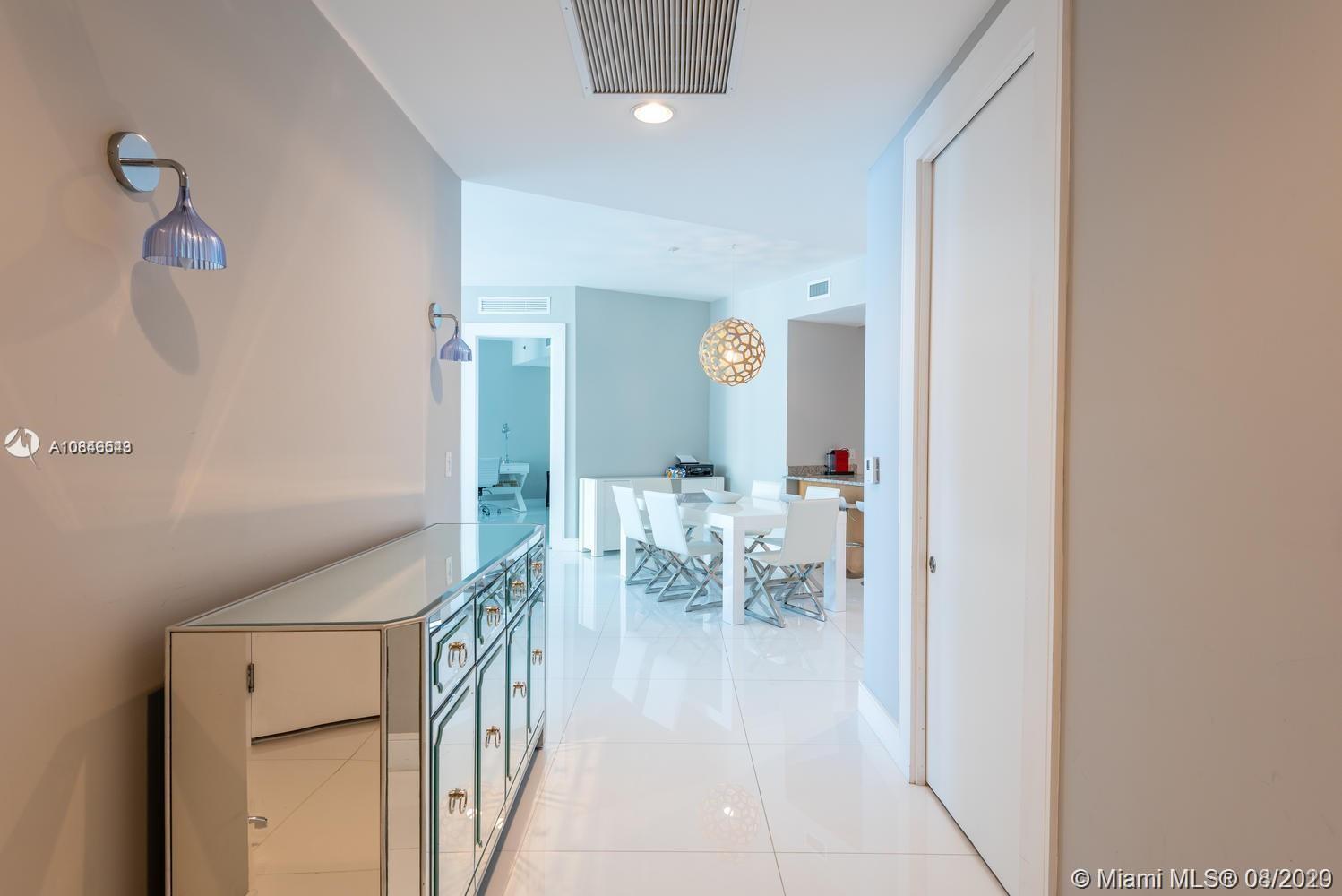 Sunny Isles Beach, FL 33160,15901 Collins Ave #2403