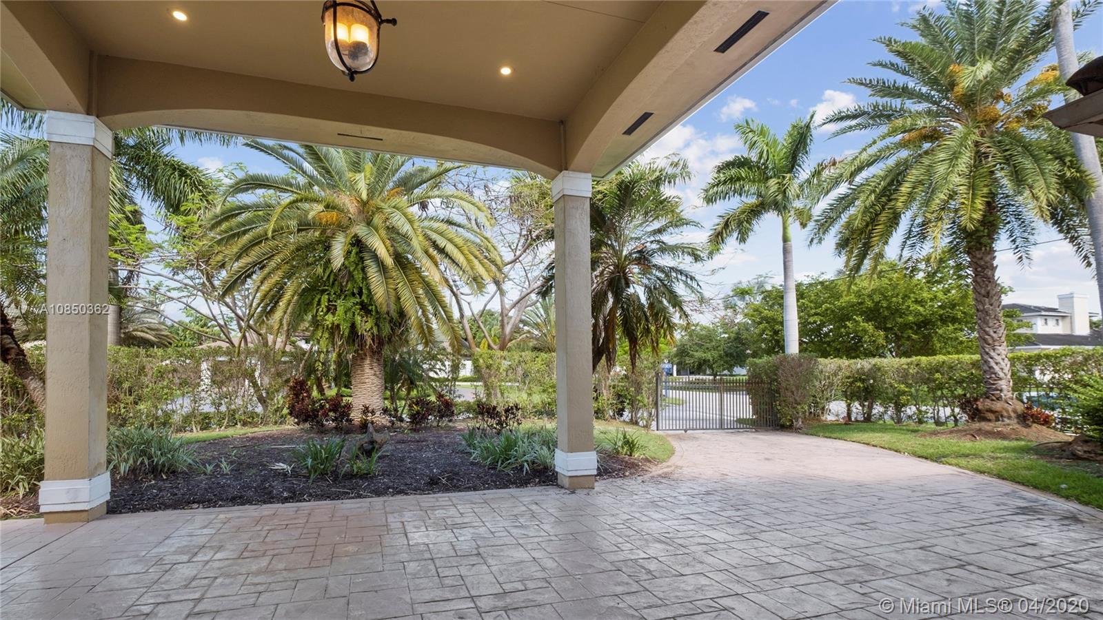 Palmetto Bay, FL 33157,17615 SW 80 Ct