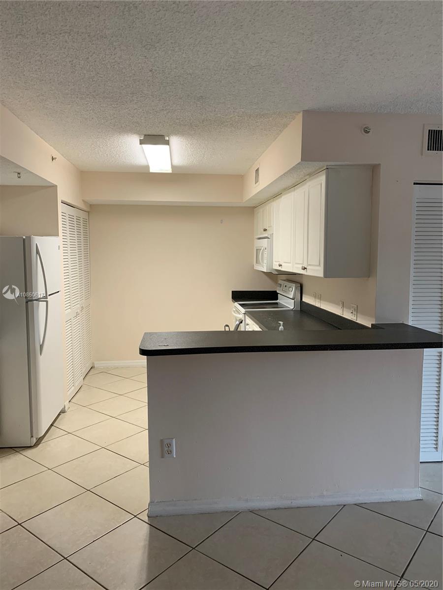 9650 NW 2nd St #4-205, Pembroke Pines, FL 33024