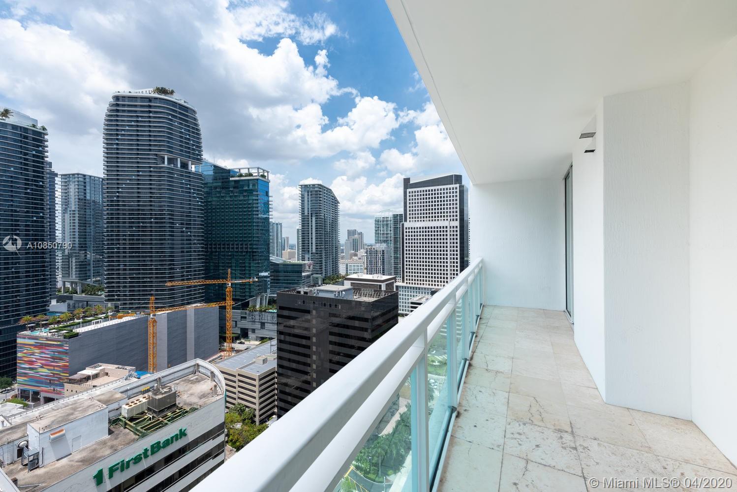 Miami, FL 33131,951 Brickell Ave #2907