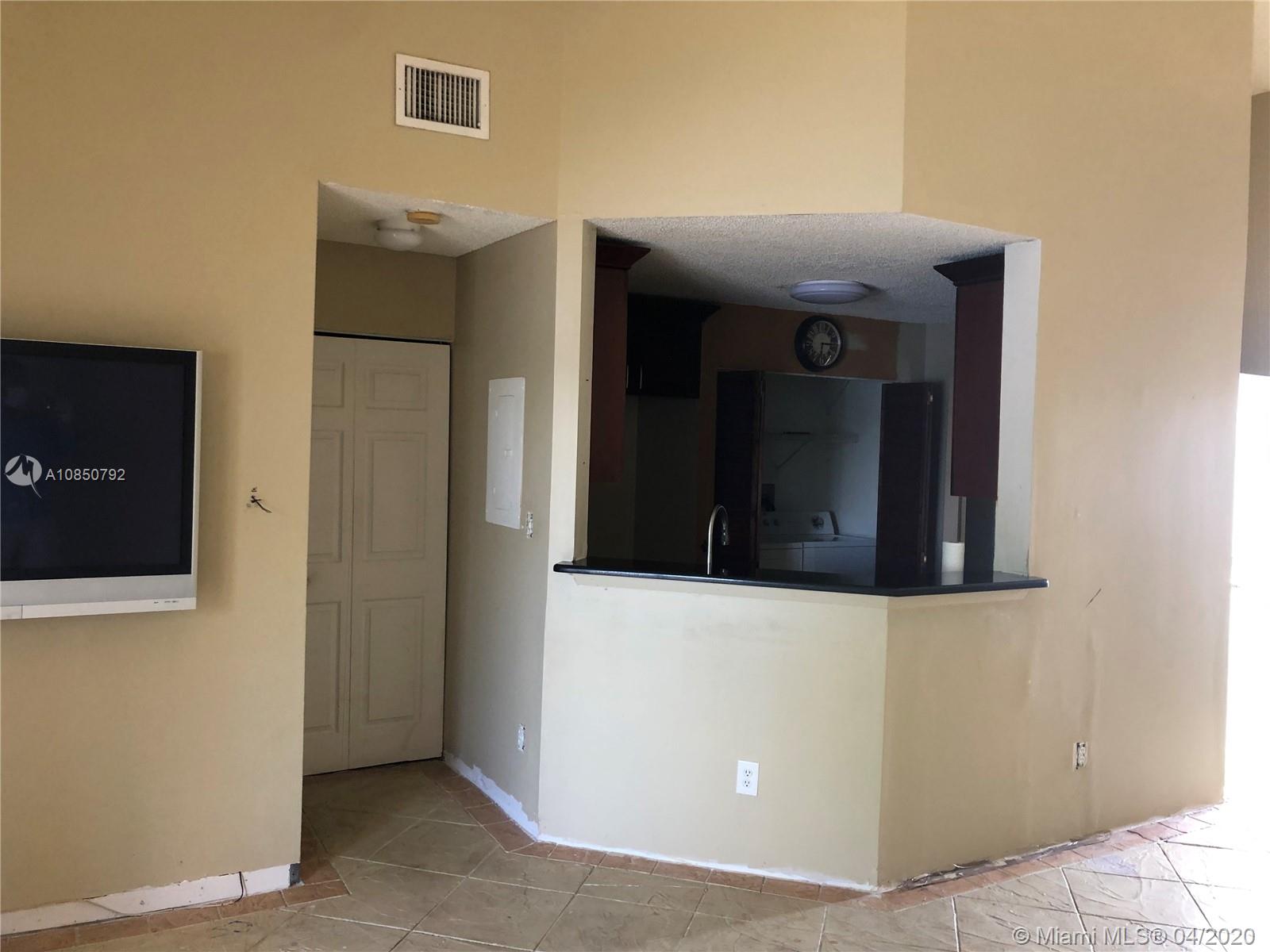 Oakland Park, FL 33309,3469 NW 44th St #204