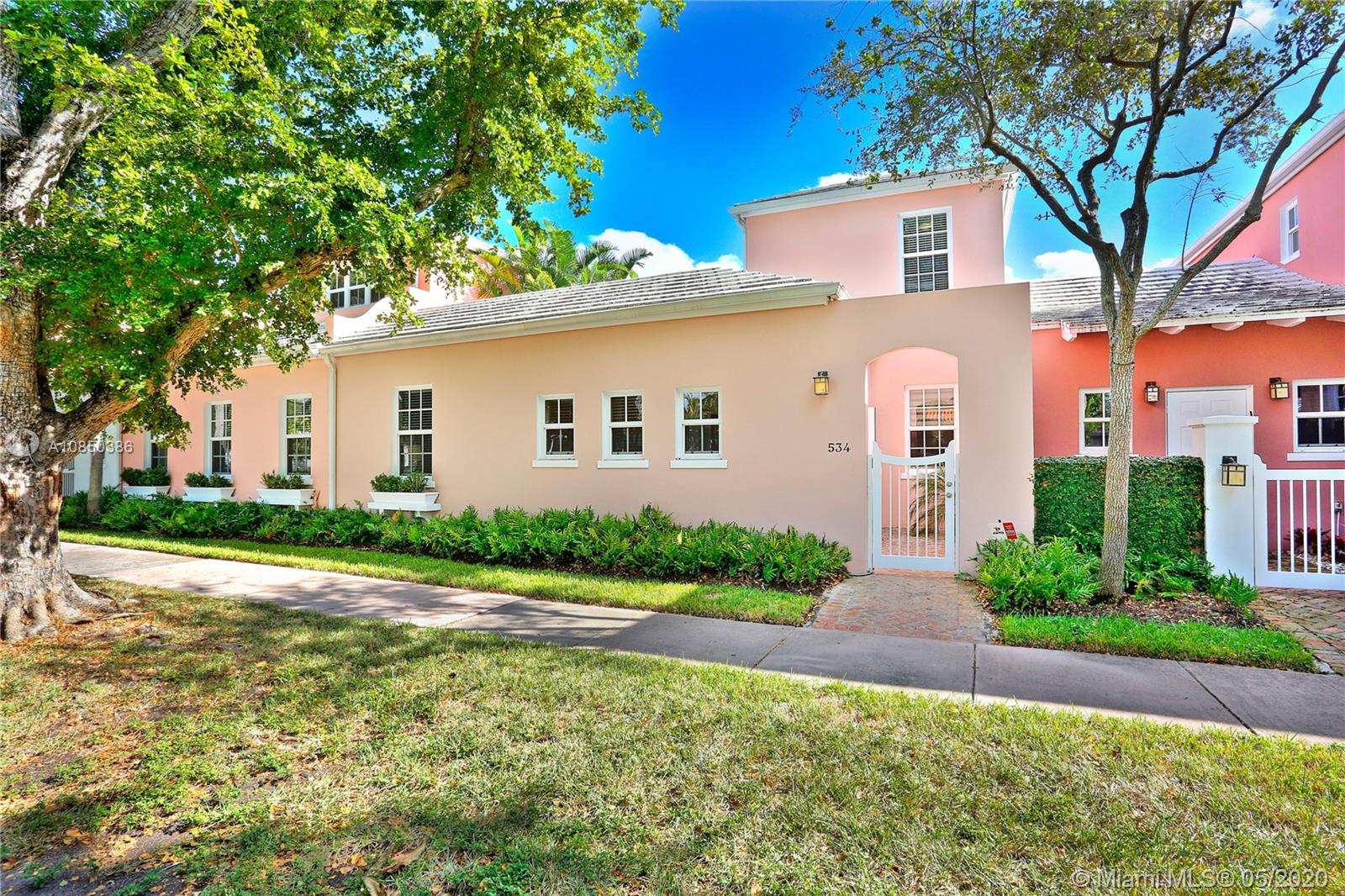 Coral Gables, FL 33146,534 Loretto Ave #23