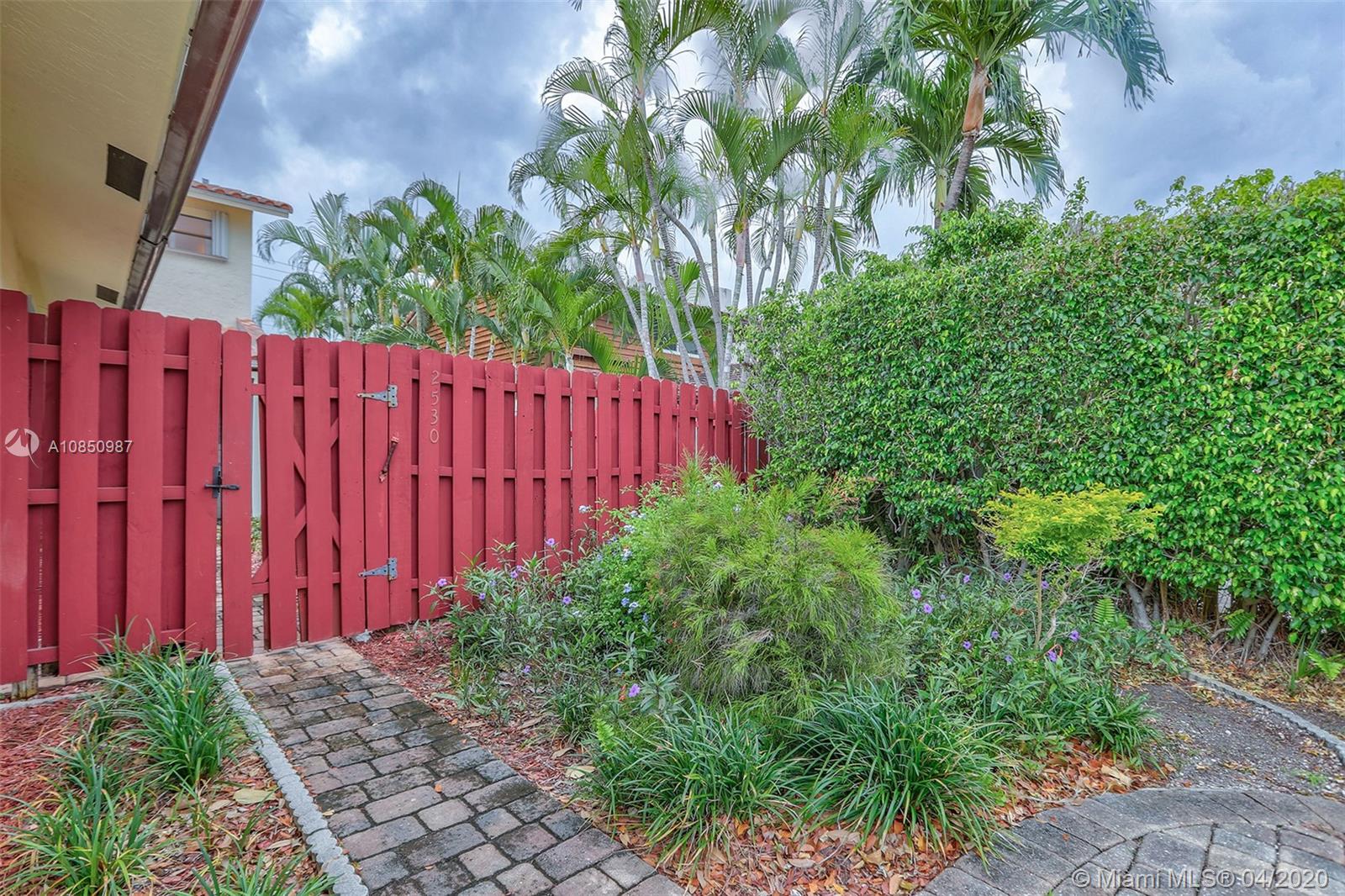 Fort Lauderdale, FL 33304,2530 NE 9th St