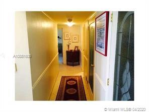 Sunny Isles Beach, FL 33160,250 174th St #1704