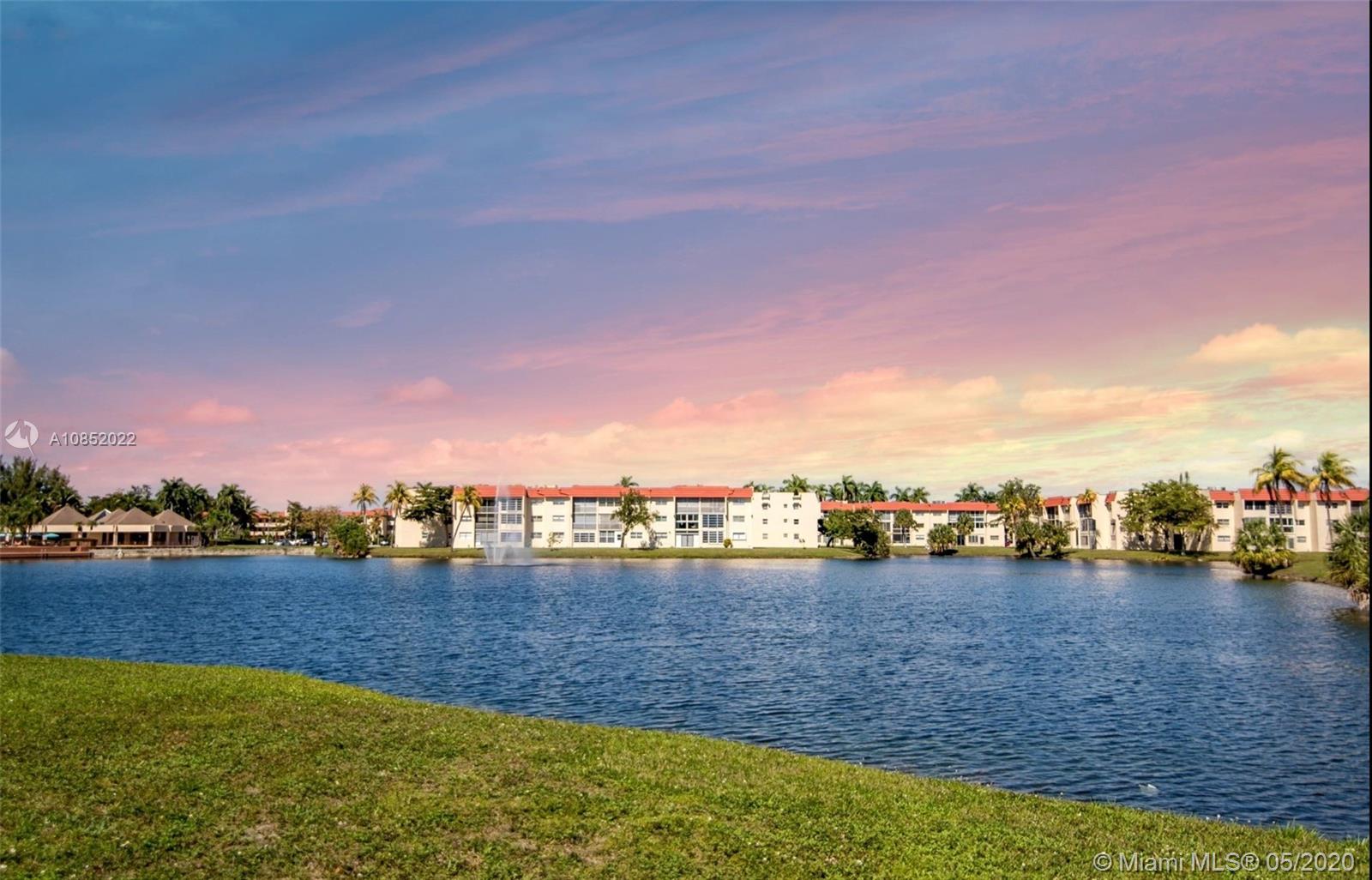 9420 Sunrise Lakes Blvd #312, Sunrise, FL 33322