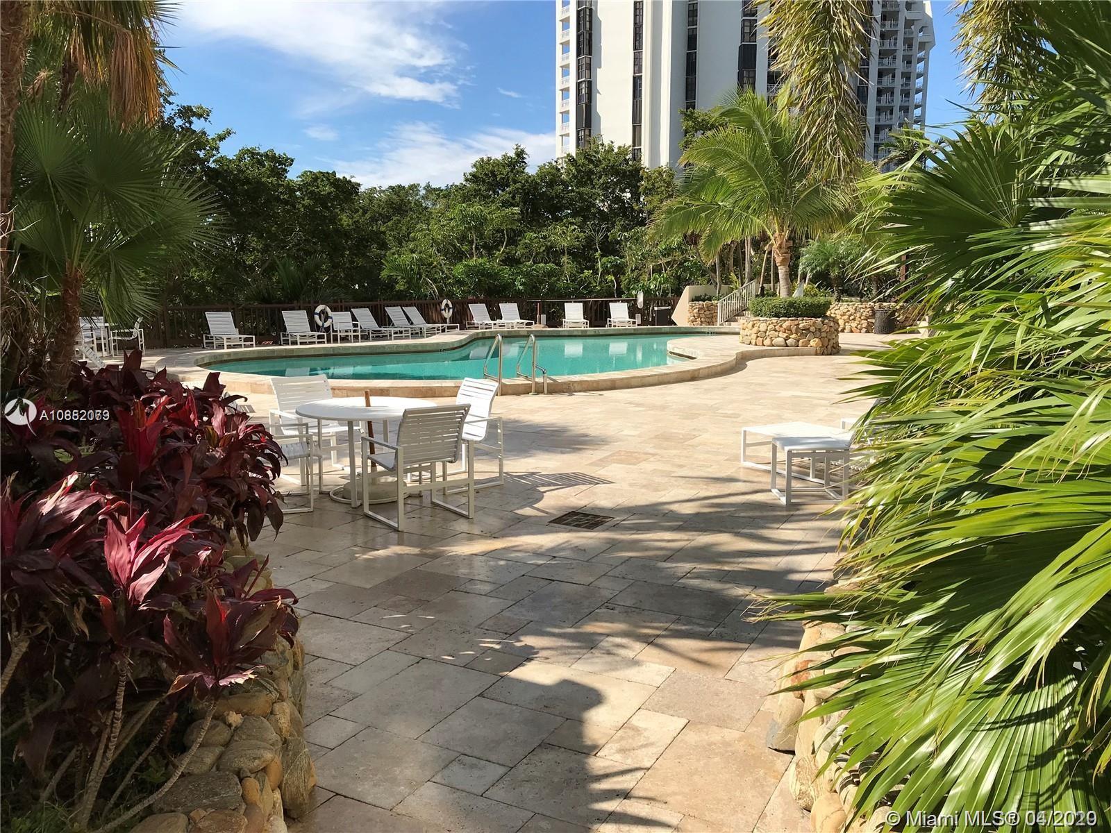 Miami, FL 33138,1000 Quayside Terrace #608