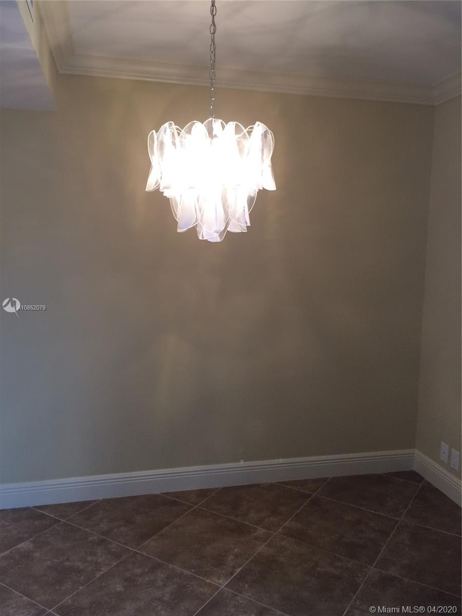 Miami, FL 33138,1000 Quayside Terrace #608