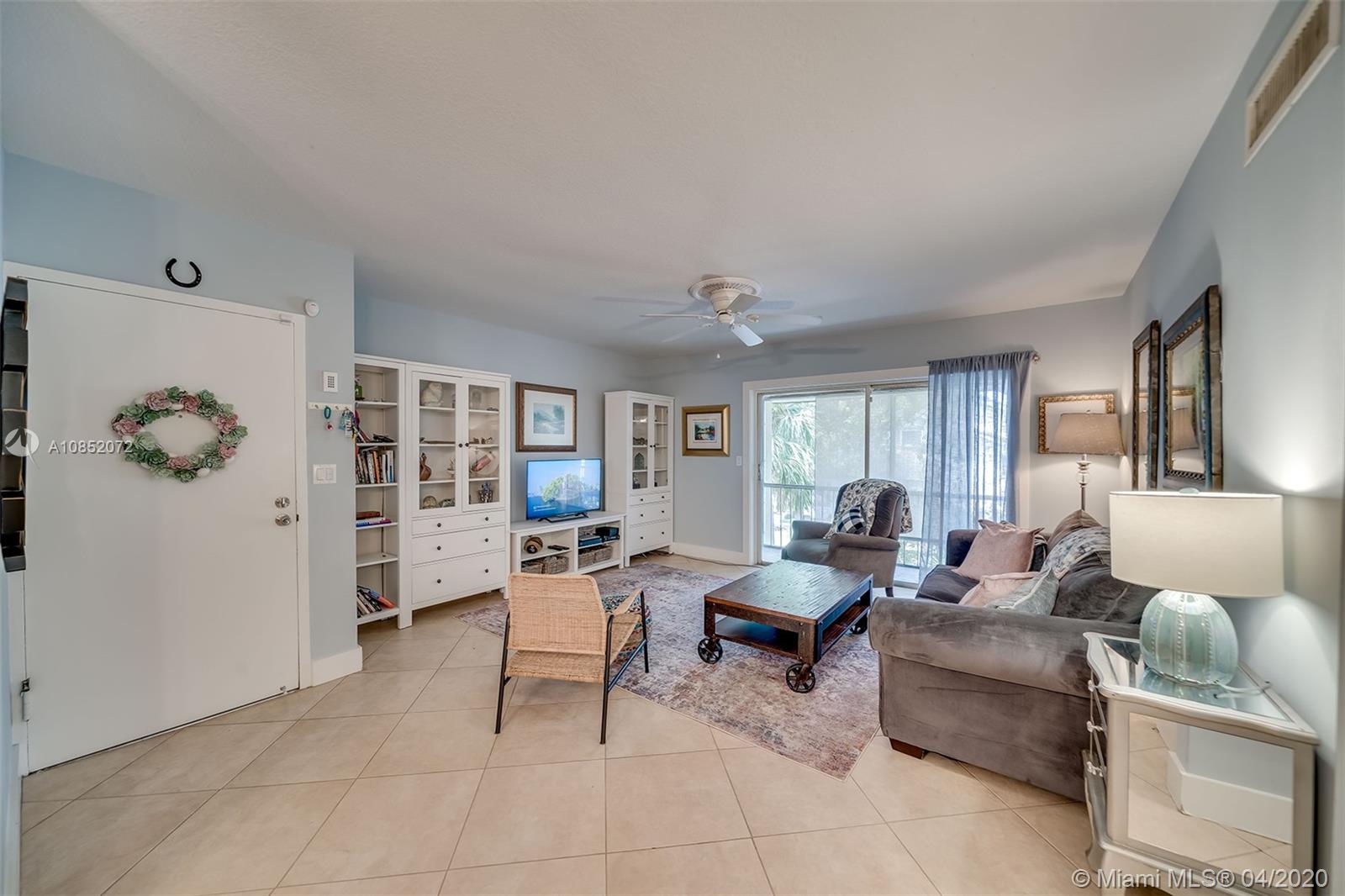 Plantation, FL 33324,1 Jacaranda Country Club Dr #201