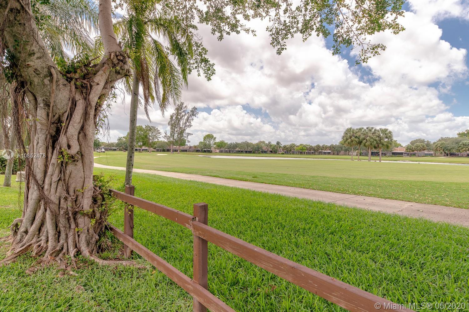 Pembroke Pines, FL 33026,1400 W Golfview Dr #1400