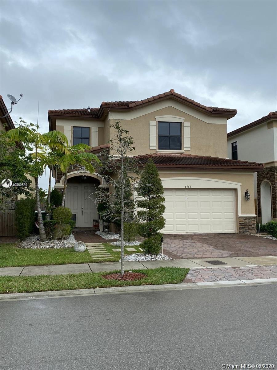 8765 NW 100th Pl, Doral, FL 33178