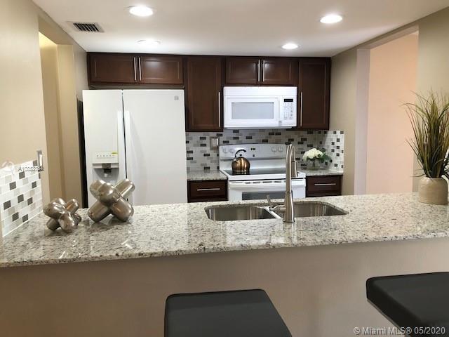 8801 W Sample Rd #6, Coral Springs, FL 33065