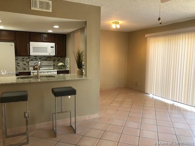 Coral Springs, FL 33065,8801 W Sample Rd #6