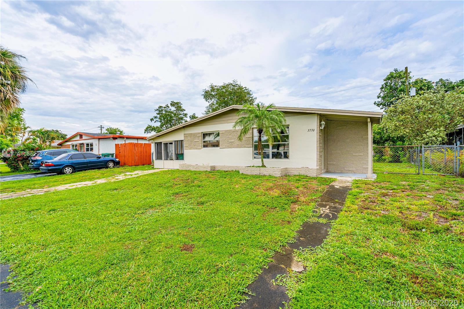 Davie, FL 33314,3770 SW 58th Ter