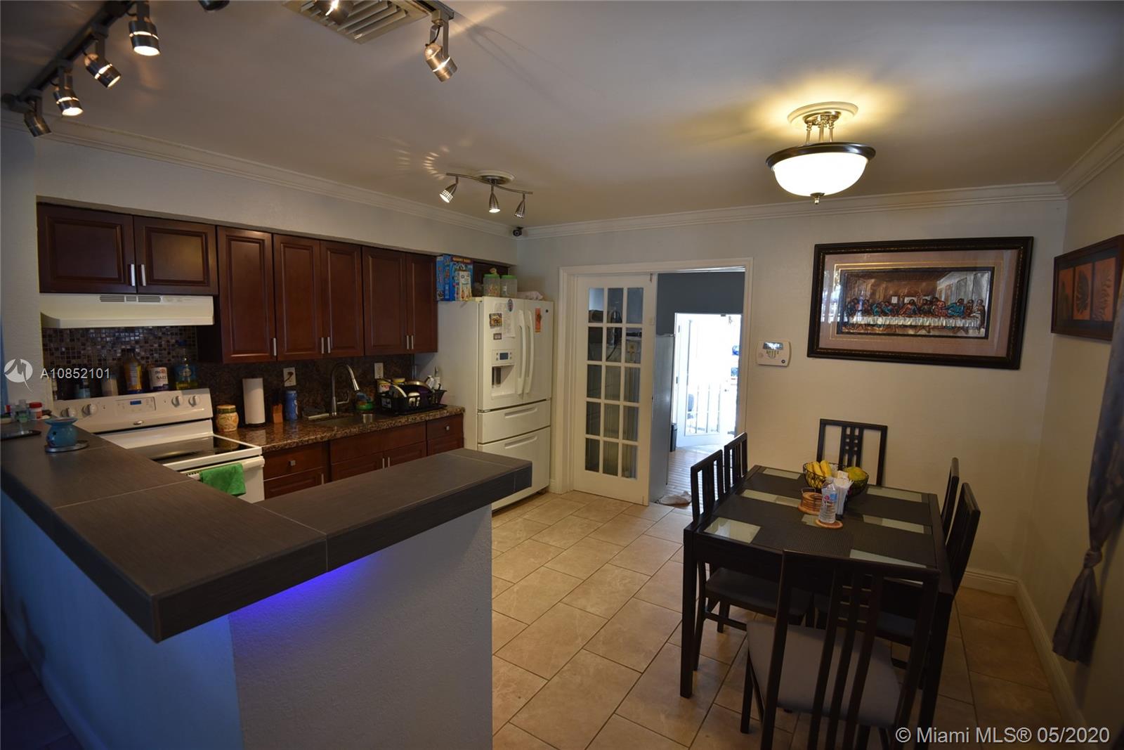 120 NE 185th Ter, Miami, FL 33179