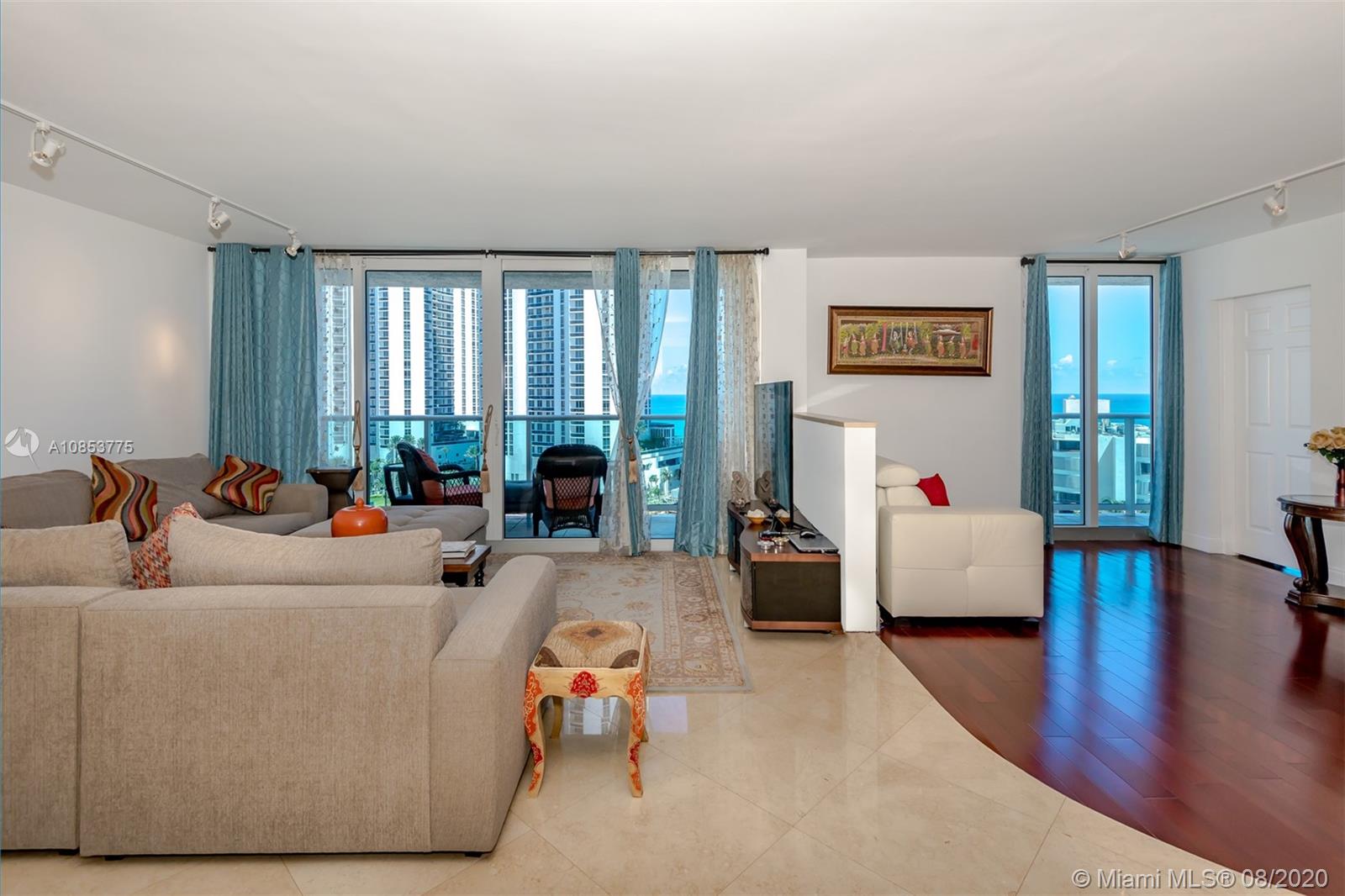 Sunny Isles Beach, FL 33160,100 Bayview Dr #1215