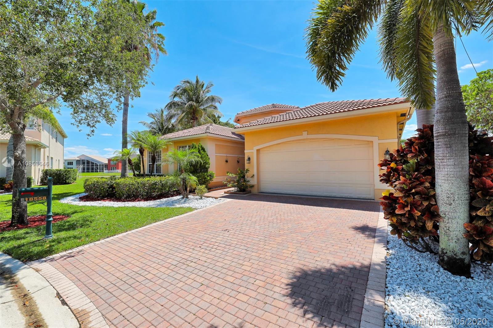 Miramar, FL 33029,18558 SW 46th St