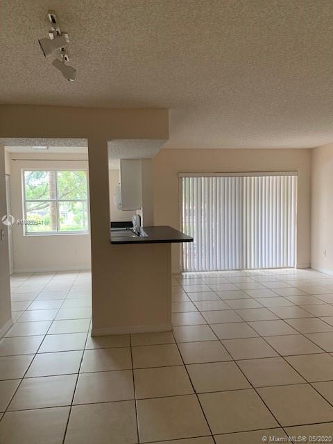 Pembroke Pines, FL 33024,9620 NW 2nd St #7-201