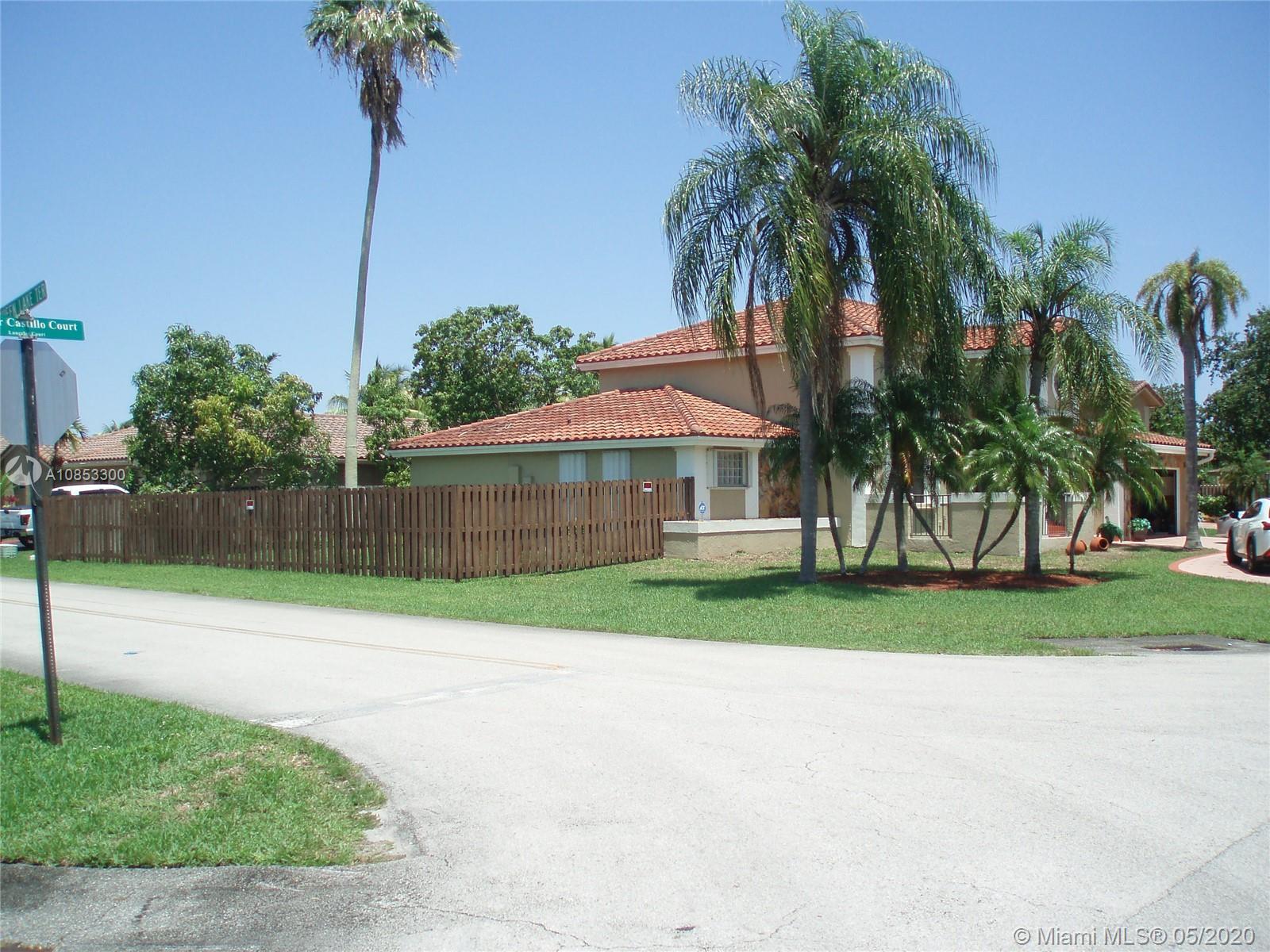 Davie, FL 33331,15541 Lancelot Ct