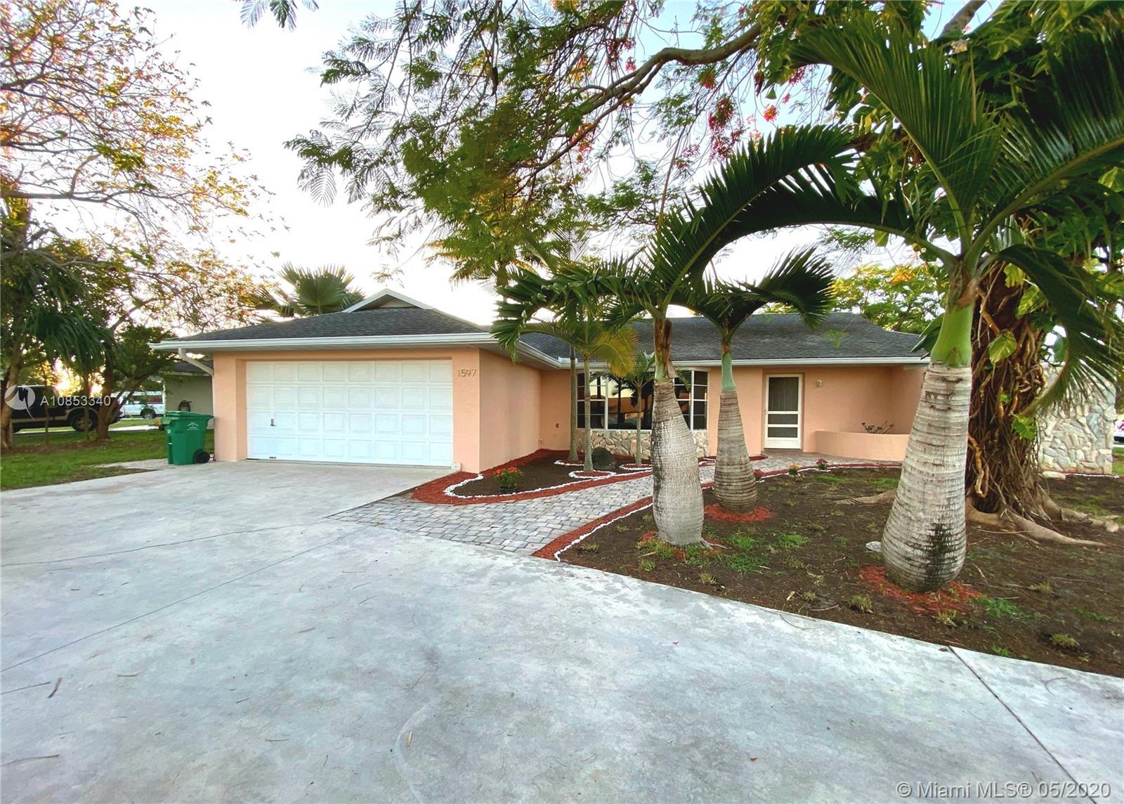 1597 SE Portillo Rd, Port St. Lucie, FL 34952