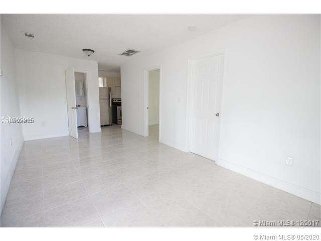 18500 NE 1st Ct, Miami, FL 33179