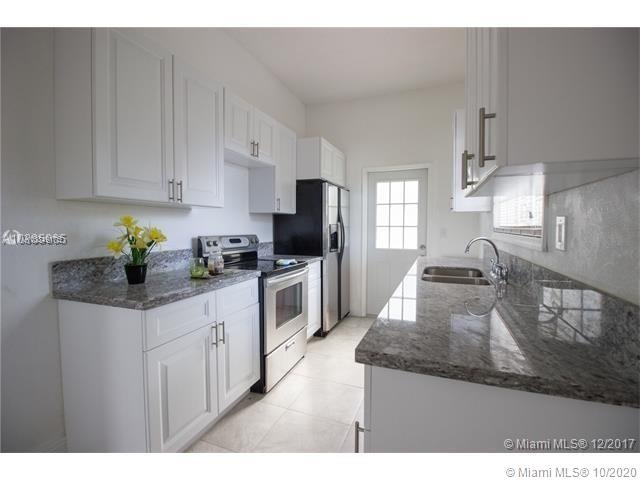 Miami, FL 33179,18500 NE 1st Ct