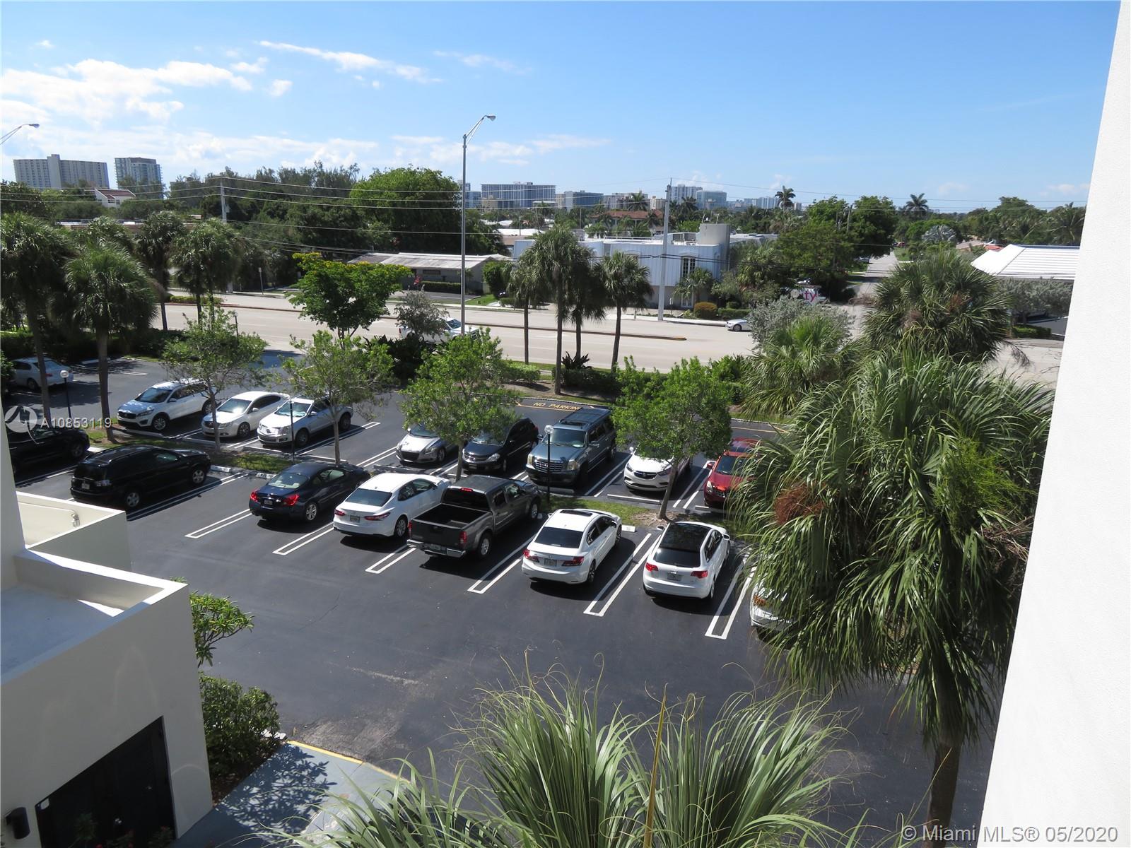 Pompano Beach, FL 33062,2707 NE 14th St Cswy #401