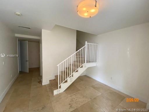 Miami Beach, FL 33141,213 Ari Way #213