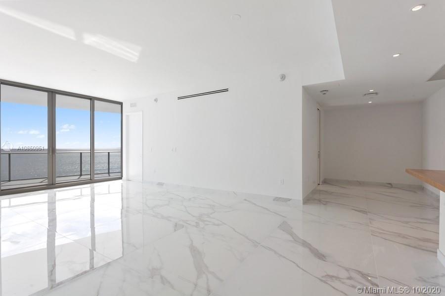 Sunny Isles Beach, FL 33160,15701 Collins Ave #1404