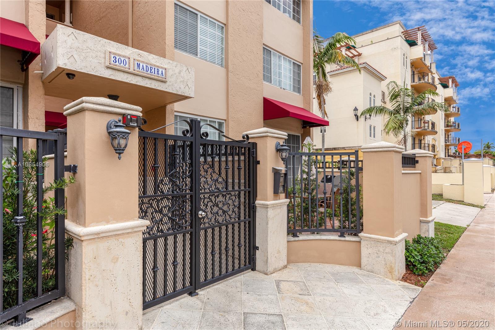 Coral Gables, FL 33134,300 Madeira Ave #301