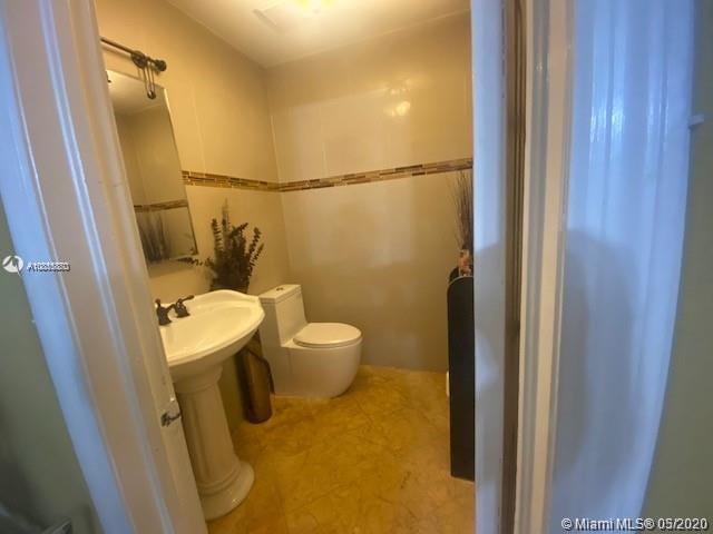 Hialeah, FL 33016,2550 W 60th Pl #102-19