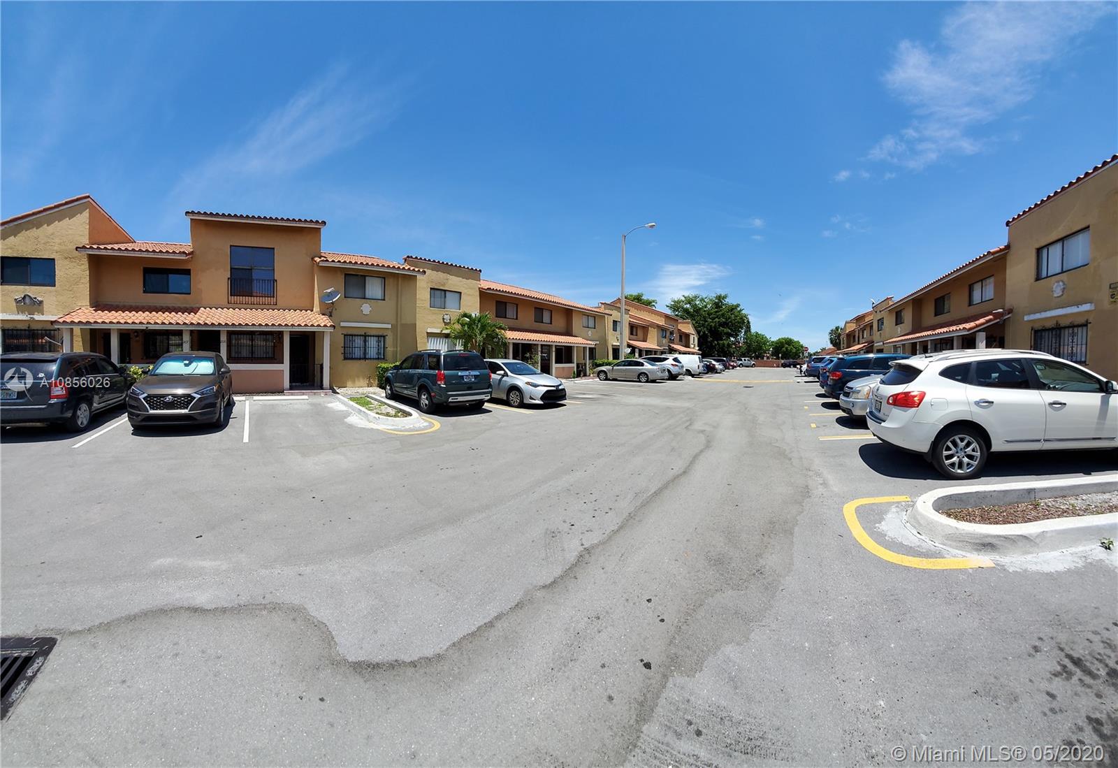 Hialeah, FL 33016,2735 W 60th Pl #102