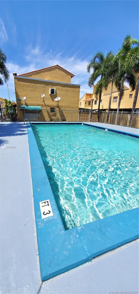 Hialeah, FL 33016,2735 W 60th Pl #102